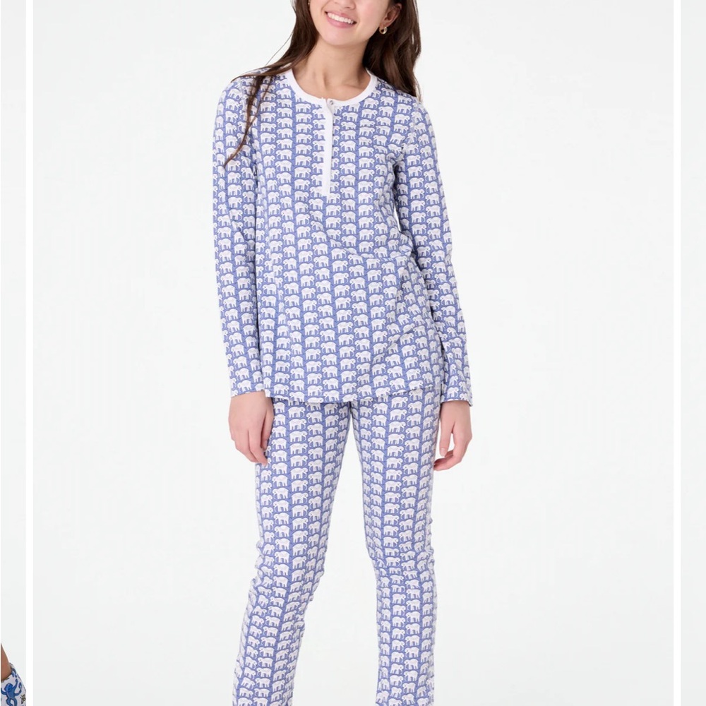 Roller Rabbit Women's Blue Elephant Print Pajamas